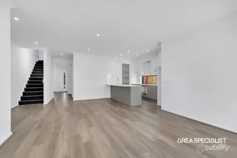 Property photo of 1 Kensal Walk Wyndham Vale VIC 3024
