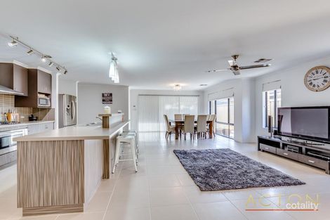 Property photo of 26 Goldfinch Bend Harrisdale WA 6112