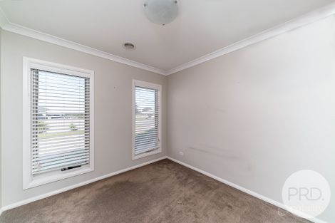 Property photo of 51 Durack Circuit Boorooma NSW 2650