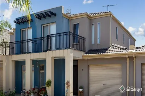 Property photo of 3/41 Hyde Park Terrace Point Cook VIC 3030