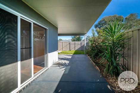 Property photo of 51 Durack Circuit Boorooma NSW 2650