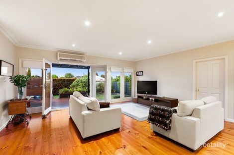 Property photo of 16 Marshall Road Box Hill North VIC 3129