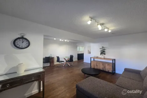 Property photo of 1/53 Dell Road St Lucia QLD 4067