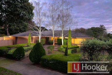 20 Greenlaw Cres, Berwick, VIC 3806