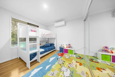 Property photo of 62 Oxley Station Road Oxley QLD 4075