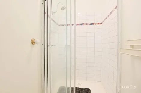 Property photo of 2 Leng Close Nichols Point VIC 3501