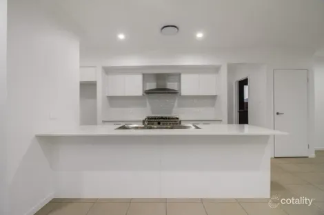 Property photo of 13 Broadmead Street Glenvale QLD 4350