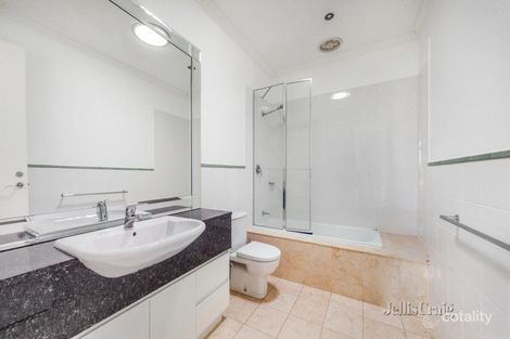 Property photo of 1/24 Mercer Road Armadale VIC 3143