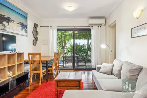 2/412 Stirling Hwy, Claremont, WA 6010