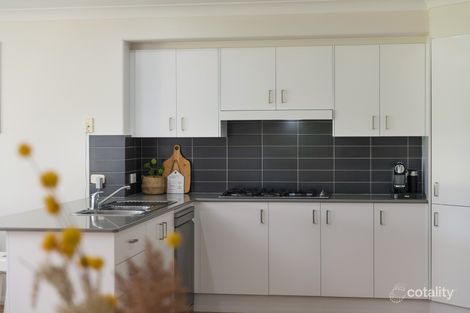 Property photo of 19 Northwind Crescent Bonny Hills NSW 2445