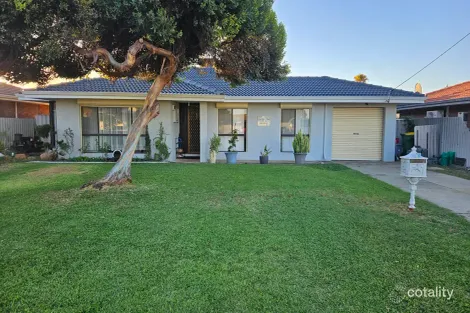 10 Burnside Way, Waikiki, WA 6169