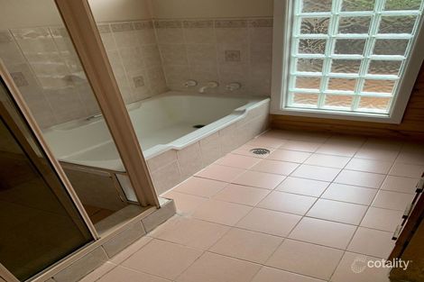 Property photo of 14 Holmes Avenue Armidale NSW 2350