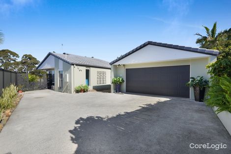 Property photo of 10 Muirefield Place Arundel QLD 4214