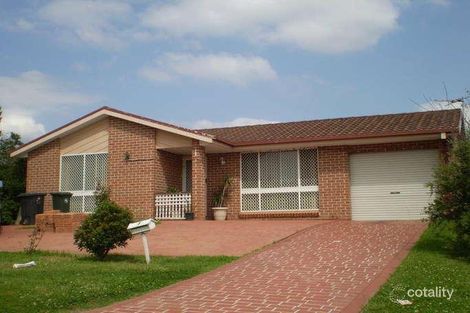 Property photo of 1 Hydrangea Place Macquarie Fields NSW 2564