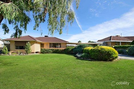 Property photo of 3 Esperance Terrace Valley View SA 5093