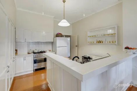 Property photo of 21 Finsbury Way Camberwell VIC 3124