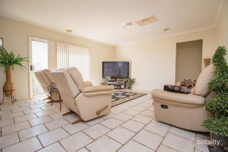 Property photo of 2 Kath Place Lake Wyangan NSW 2680