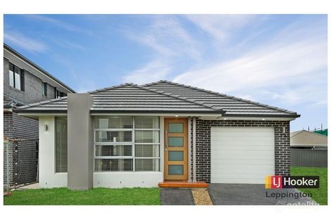 13 Stonecrop St, Denham Court, NSW 2565