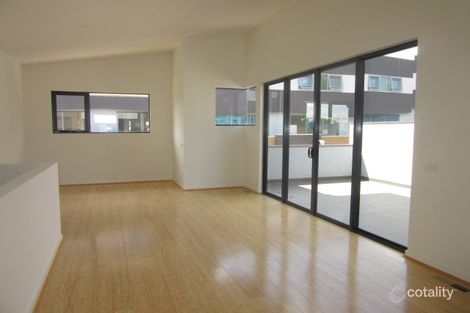 Property photo of 13 Aviary Grove Thornbury VIC 3071