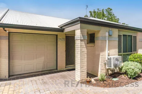 Property photo of 4/242 Mackenzie Street Rangeville QLD 4350