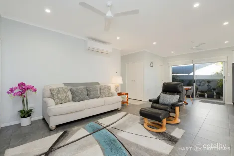 Property photo of 7 Huxley Crescent Oonoonba QLD 4811
