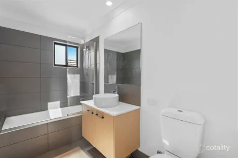 Property photo of 2/43 Springwood Street Mount Gravatt East QLD 4122