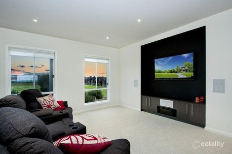 Property photo of 45 Twin Creeks Drive Luddenham NSW 2745