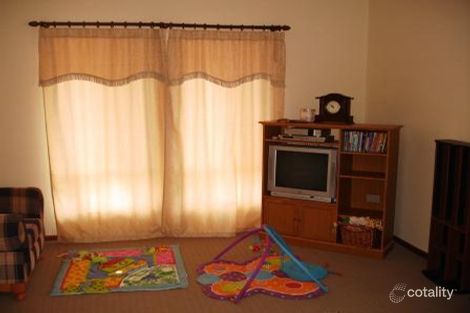 Property photo of 2 Warmington Road New Town SA 5554