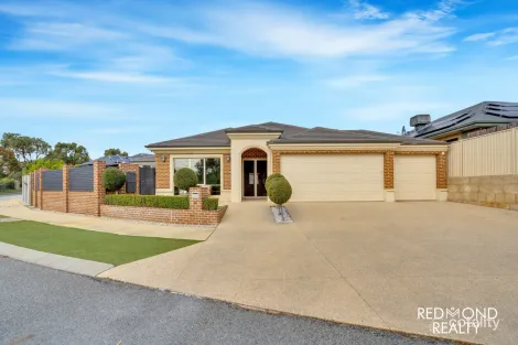 Property photo of 14 Raspins Loop Burns Beach WA 6028