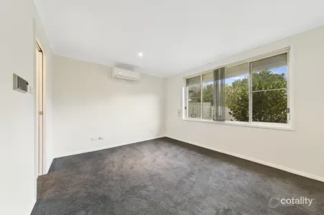 Property photo of 136 Avoca Drive Green Point NSW 2251