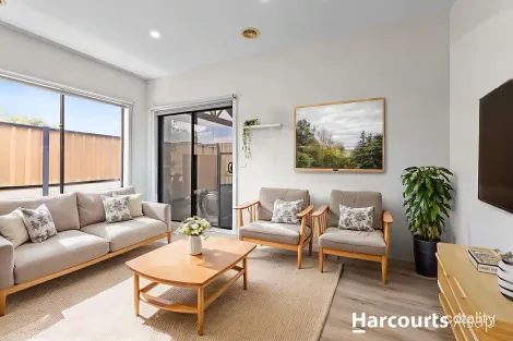 Property photo of 2/19 Holly Avenue Dandenong North VIC 3175