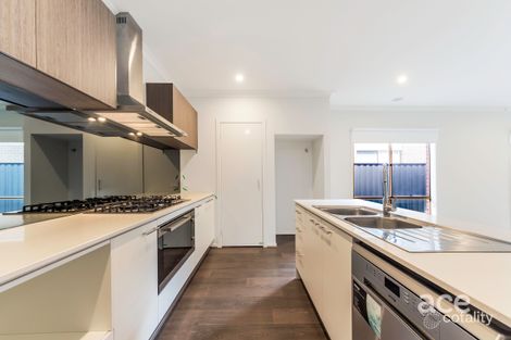Property photo of 4 Caspian Drive Craigieburn VIC 3064