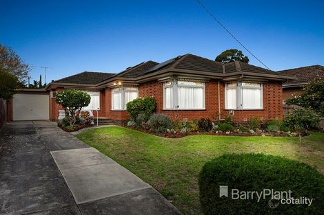 Property photo of 15 Bunarong Drive Frankston VIC 3199