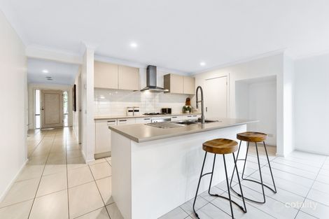 Property photo of 6 Sutton Rise Cranbourne North VIC 3977