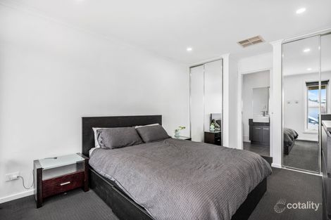 Property photo of 33 Adel Circuit Huntfield Heights SA 5163