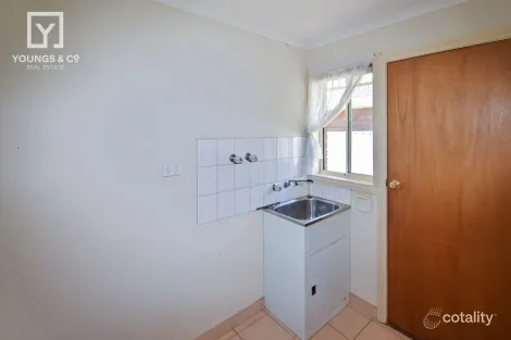 Property photo of 1/32 Brooks Avenue Shepparton VIC 3630