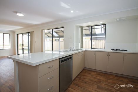 Property photo of 23 Chivalry Way Atwell WA 6164