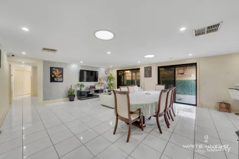 Property photo of 11 Flemming Avenue Burnside VIC 3023