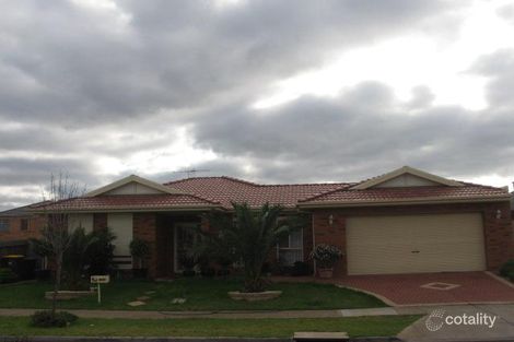 Property photo of 16 Mochrie Grove Cairnlea VIC 3023