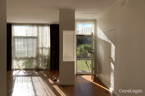 Property photo of 13 Russell Crescent Mount Waverley VIC 3149