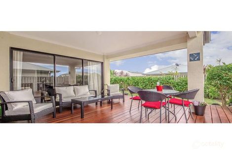 Property photo of 37 Daylesford Circuit Ormeau QLD 4208