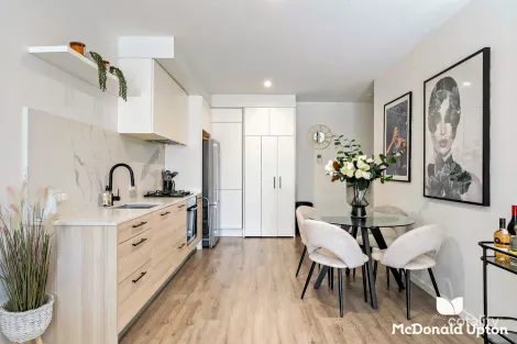 Property photo of 102/324 Pascoe Vale Road Essendon VIC 3040