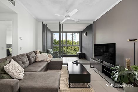 Property photo of 30311/2 Harbour Road Hamilton QLD 4007