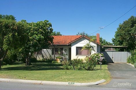 21 Oakland Ave, Cloverdale, WA 6105