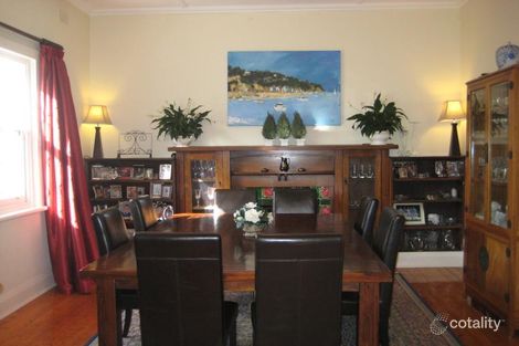 Property photo of 28 Logan Street Canterbury VIC 3126