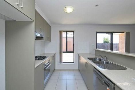 Property photo of 220 Macfarlane Burnet Avenue Macgregor ACT 2615