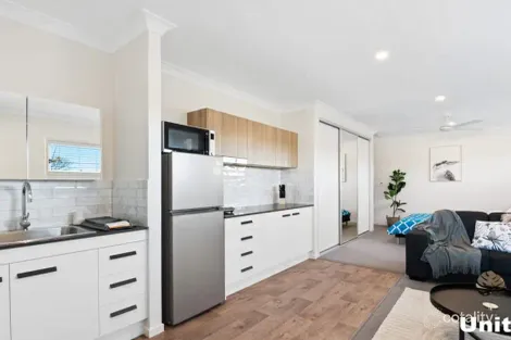 91 Macrossan Ave, Norman Park, QLD 4170
