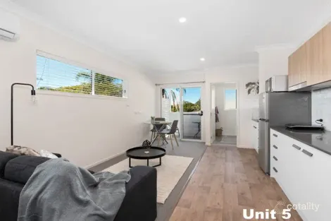 Property photo of 91 Macrossan Avenue Norman Park QLD 4170