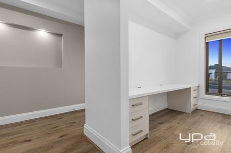 Property photo of 19 Riverbend Drive Darley VIC 3340