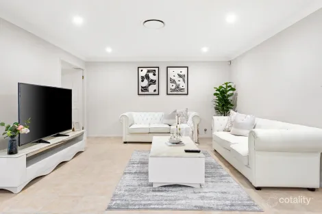 Property photo of 12 Lochton Place Beaumont Hills NSW 2155